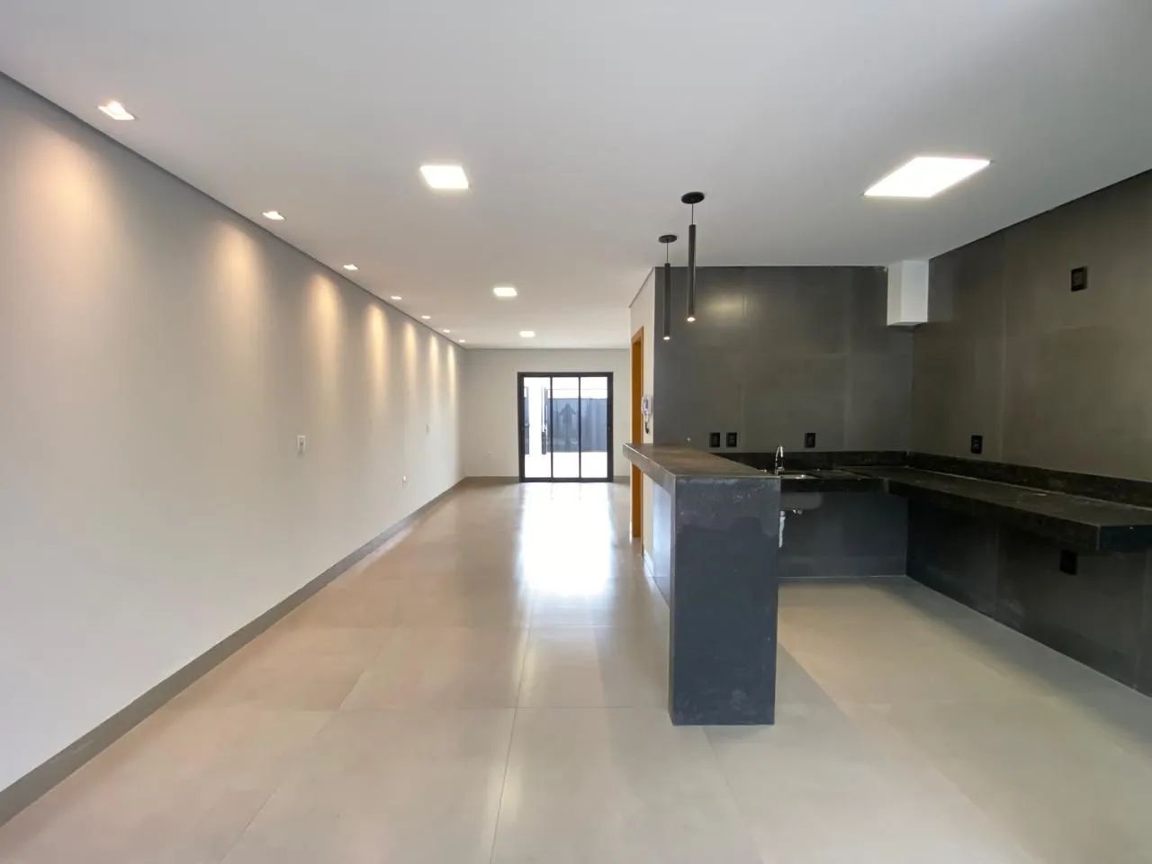 Casa à venda no bairro Vida Nova em Uberlândia - Foto 4