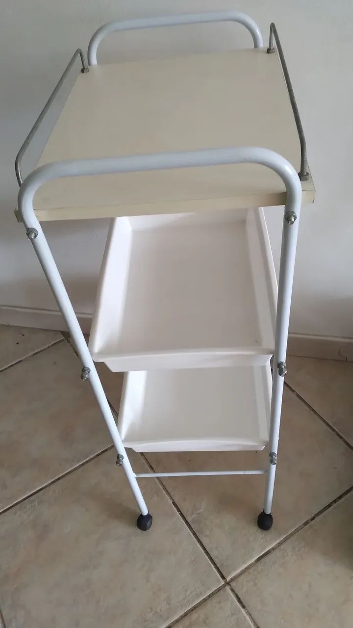 Carrinho de apoio estética ou cabeleireiro  - Foto 2
