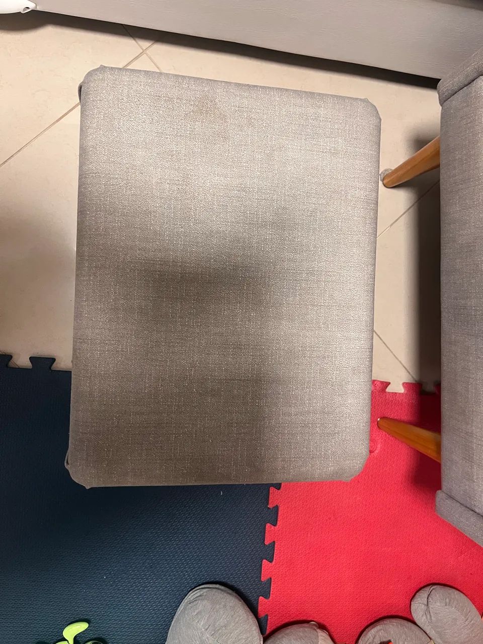 Cadeira Amamentação com Puff  - Foto 2