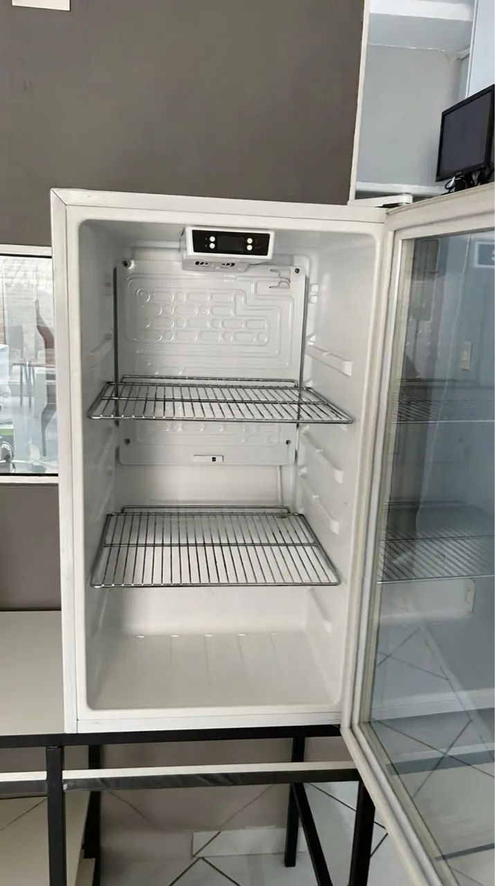 Expositor de Bebidas EOS 124L - Excelente Estado - Foto 2