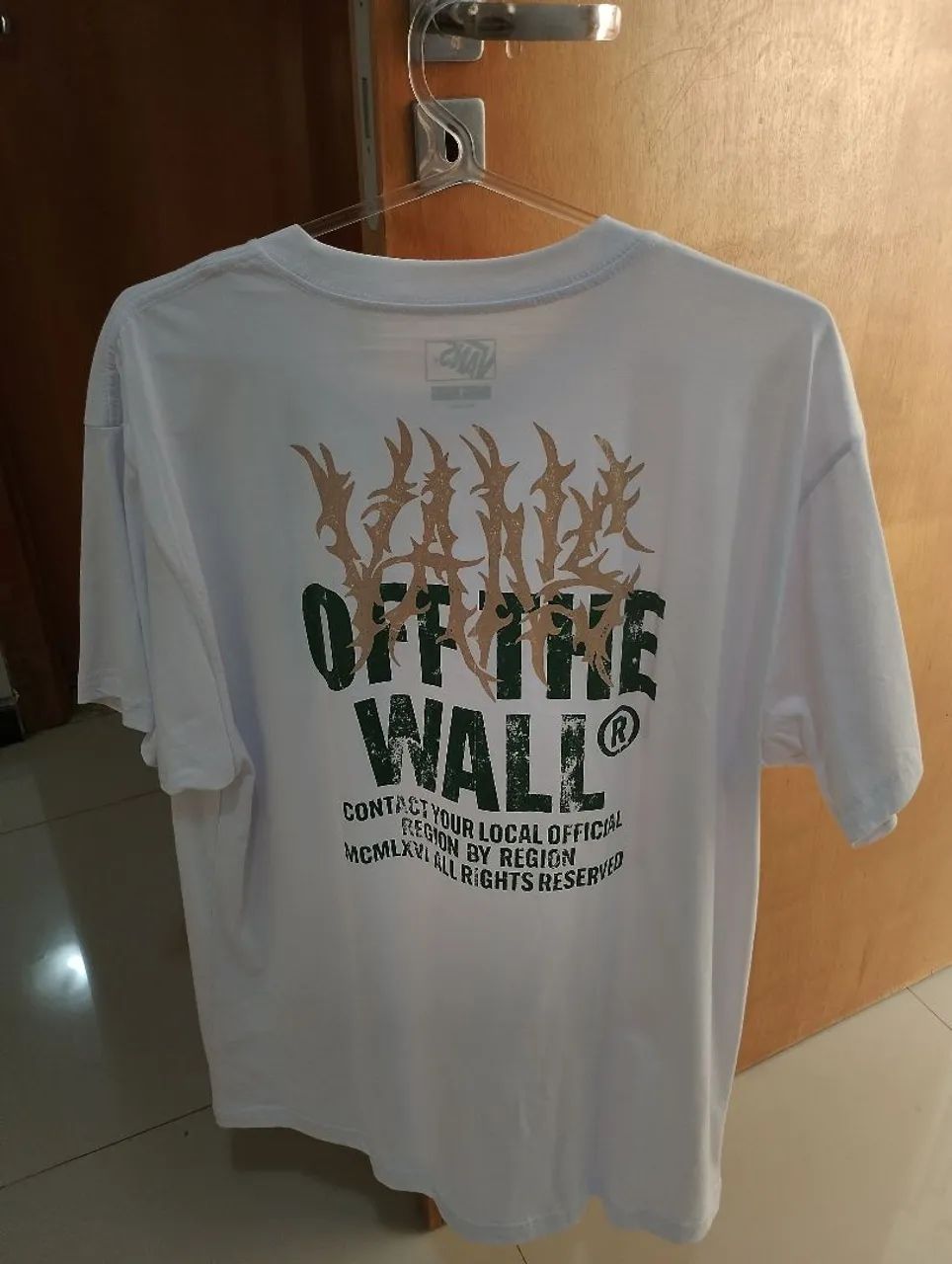 Vendo camisa vans off the wall  - Foto 5
