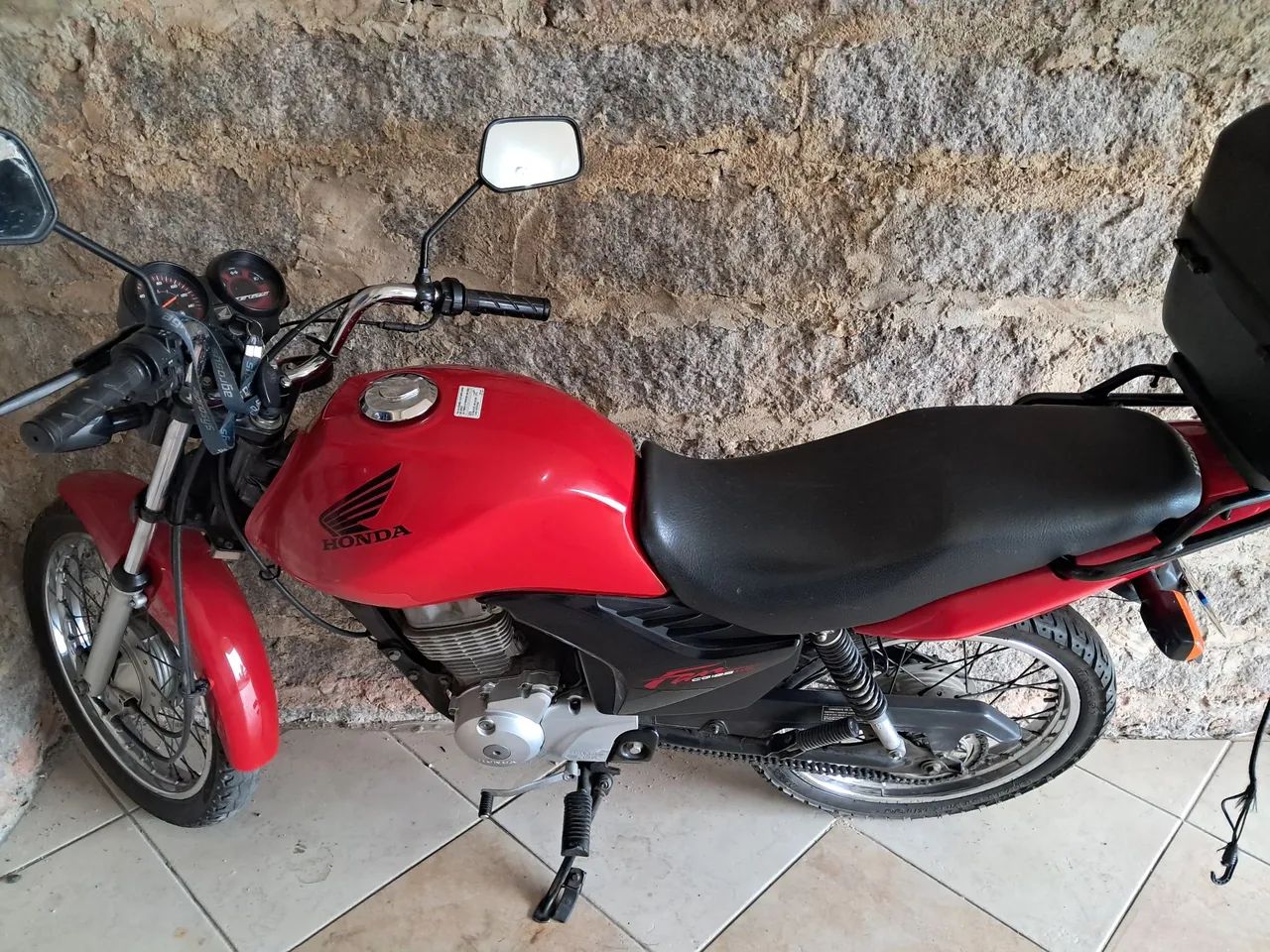 Titan 125 ks  toda  original 