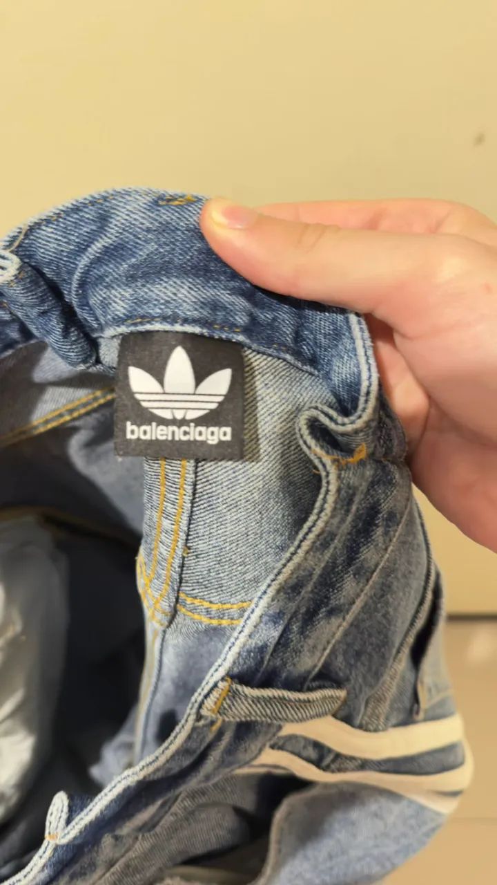 Calça Balenciaga X Adidas - Foto 5