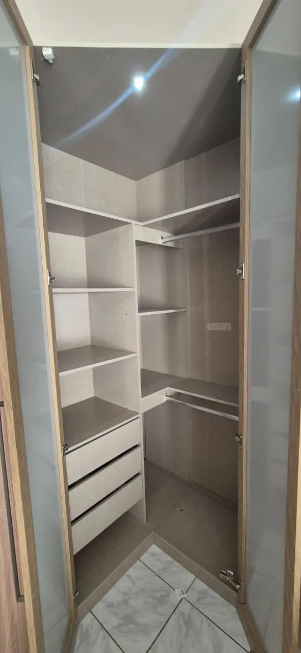 Guarda-roupa de canto modulado - Foto 4