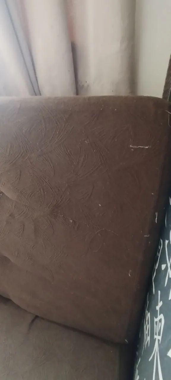 Sofá-Cama Marrom + Puff+ 3 Almofadas (Completo) - Foto 5