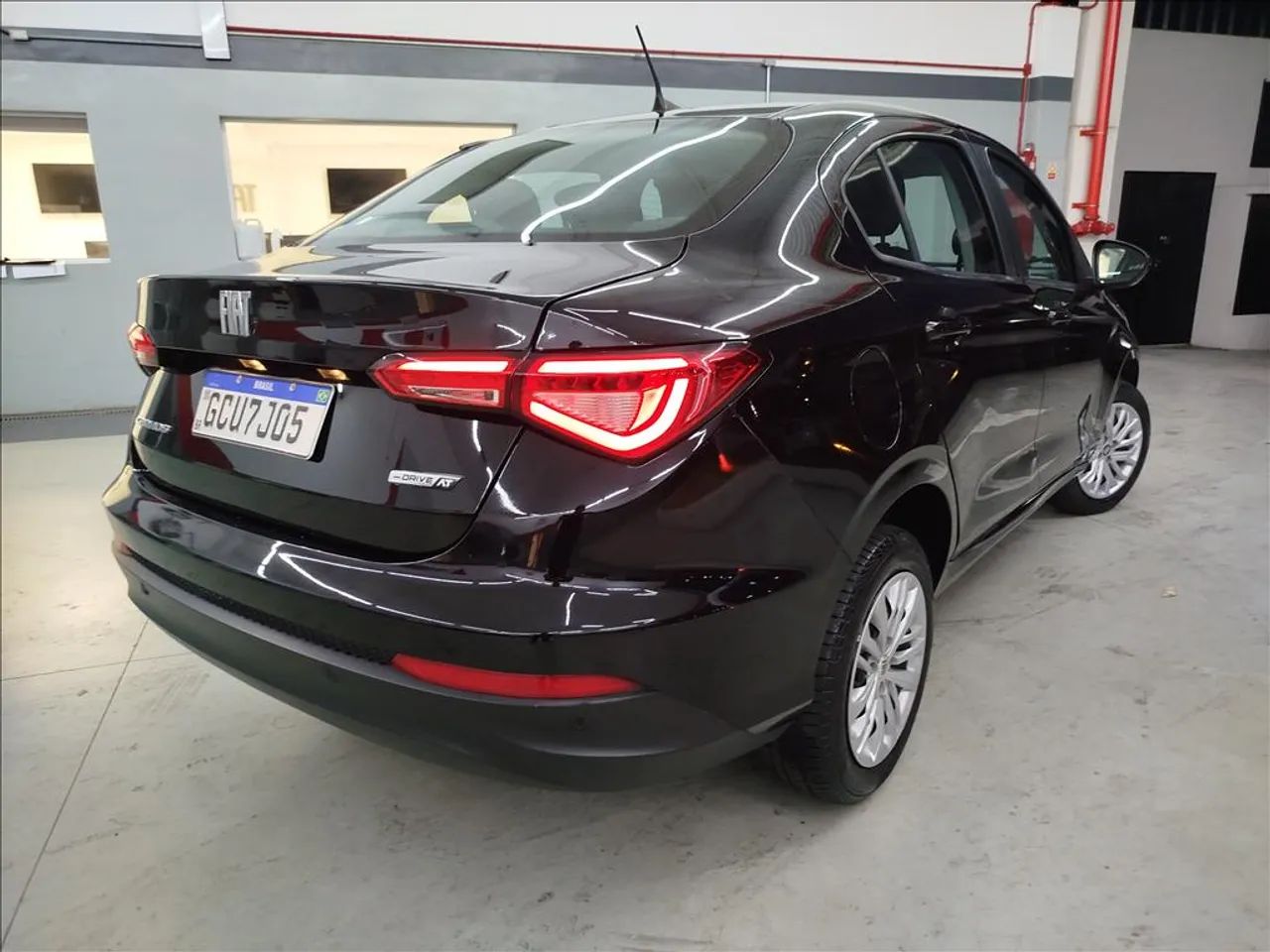 Fiat Cronos Drive 1.3 8V Flex Aut. 2023 - Foto 5