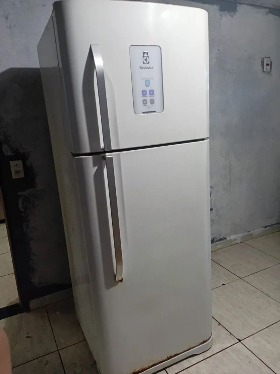 Geladeira Eletrolux Grande