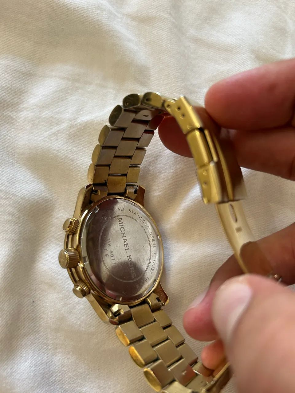 Relógio Michael kors dourado  - Foto 3