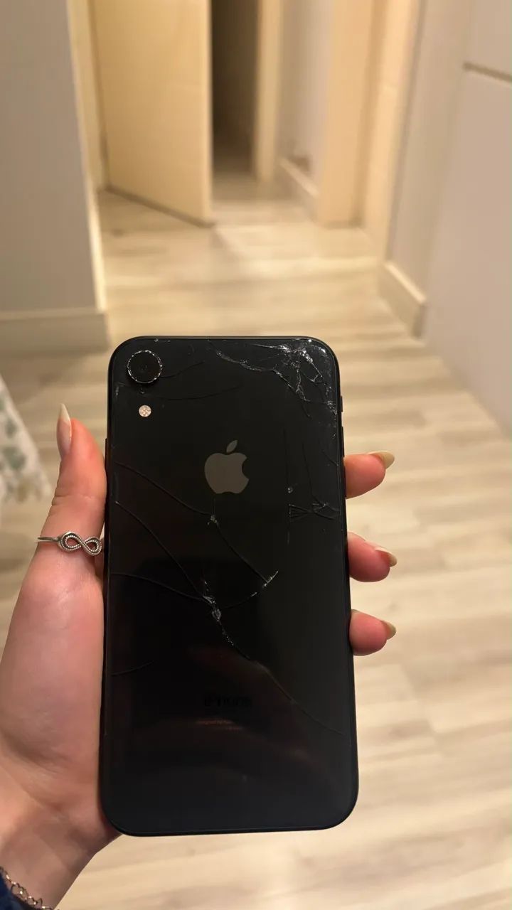 IPHONE XR - Foto 4