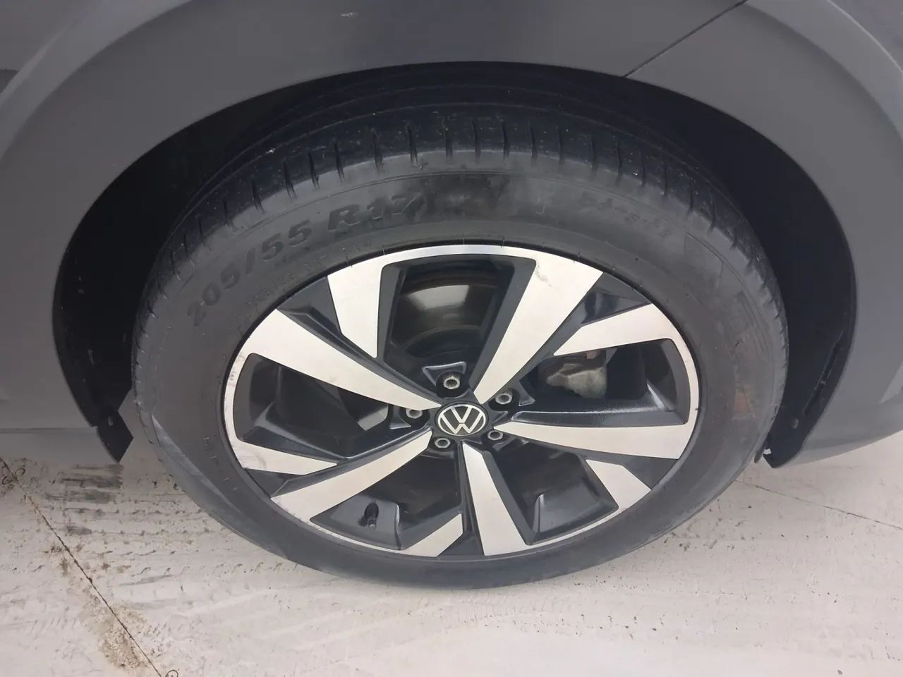 Volkswagen Nivus Highline 1.0 200 TSI Flex Aut., foto 13 de 18