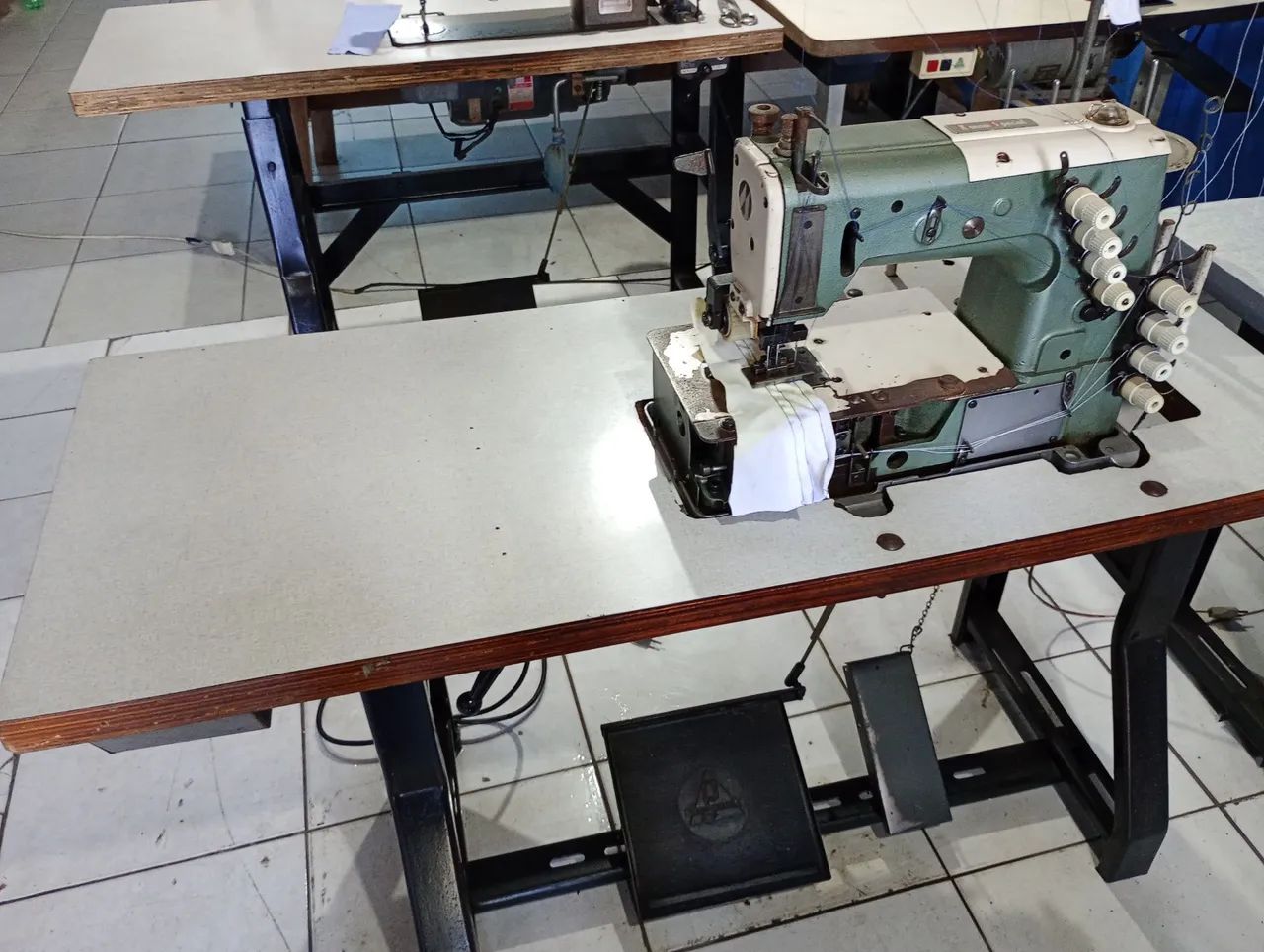 Vendo máquina elastiqueira 