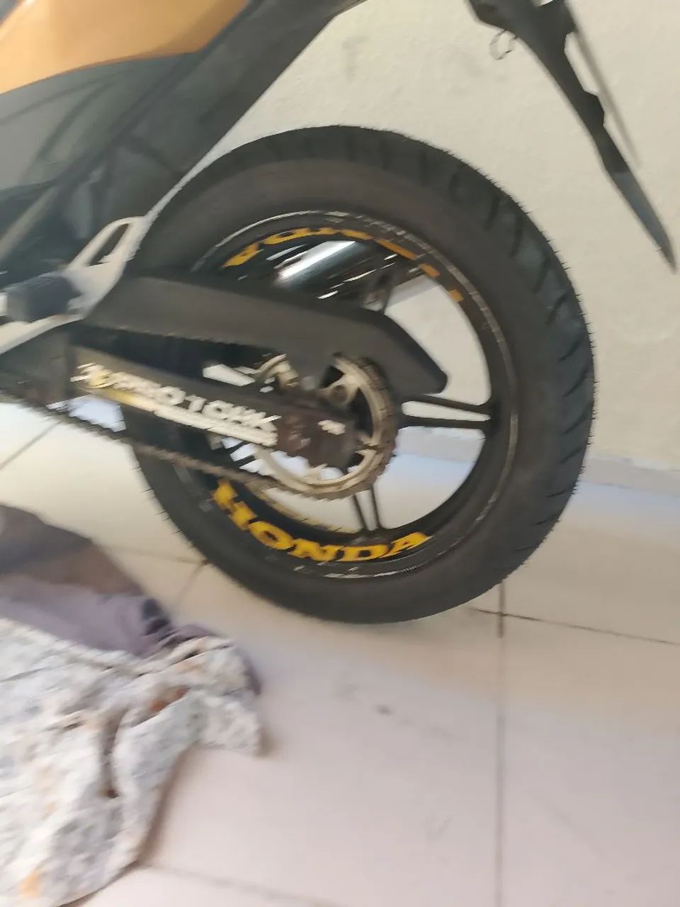 Cb 300 Em dias  - Foto 4