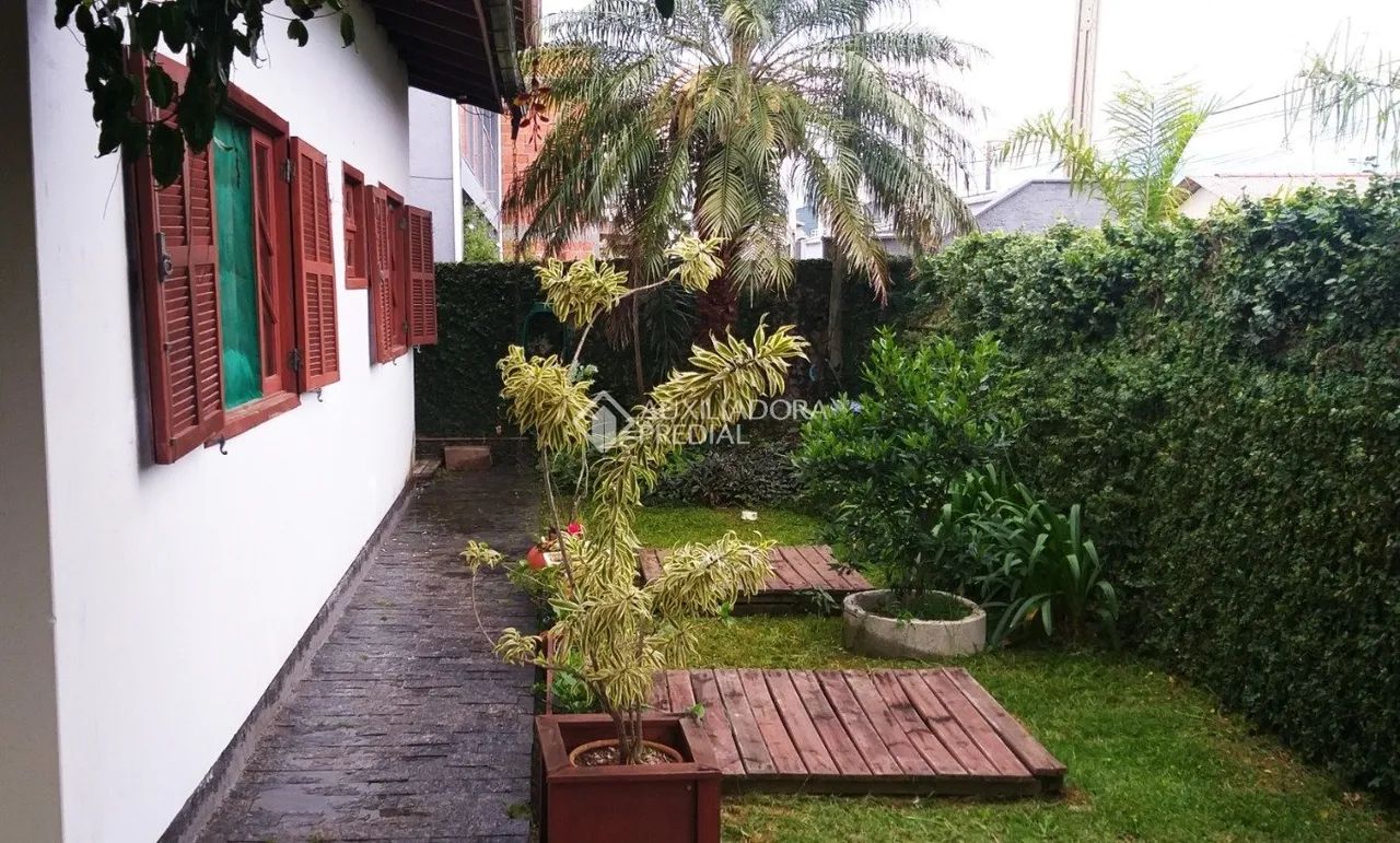 Casa terrea no Morro das Pedras com 144,87 m² e 4 dormitorios, em Florianópolis/SC - Foto 4