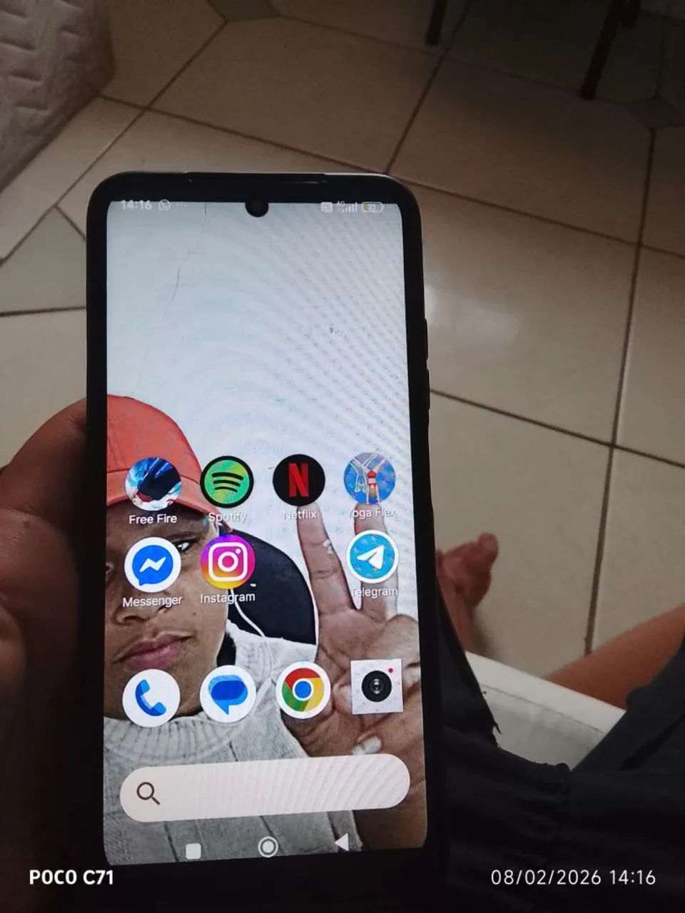 Vendo celular poco m4 