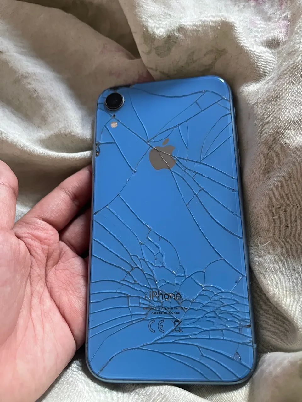 IPHONE XR - Foto 3