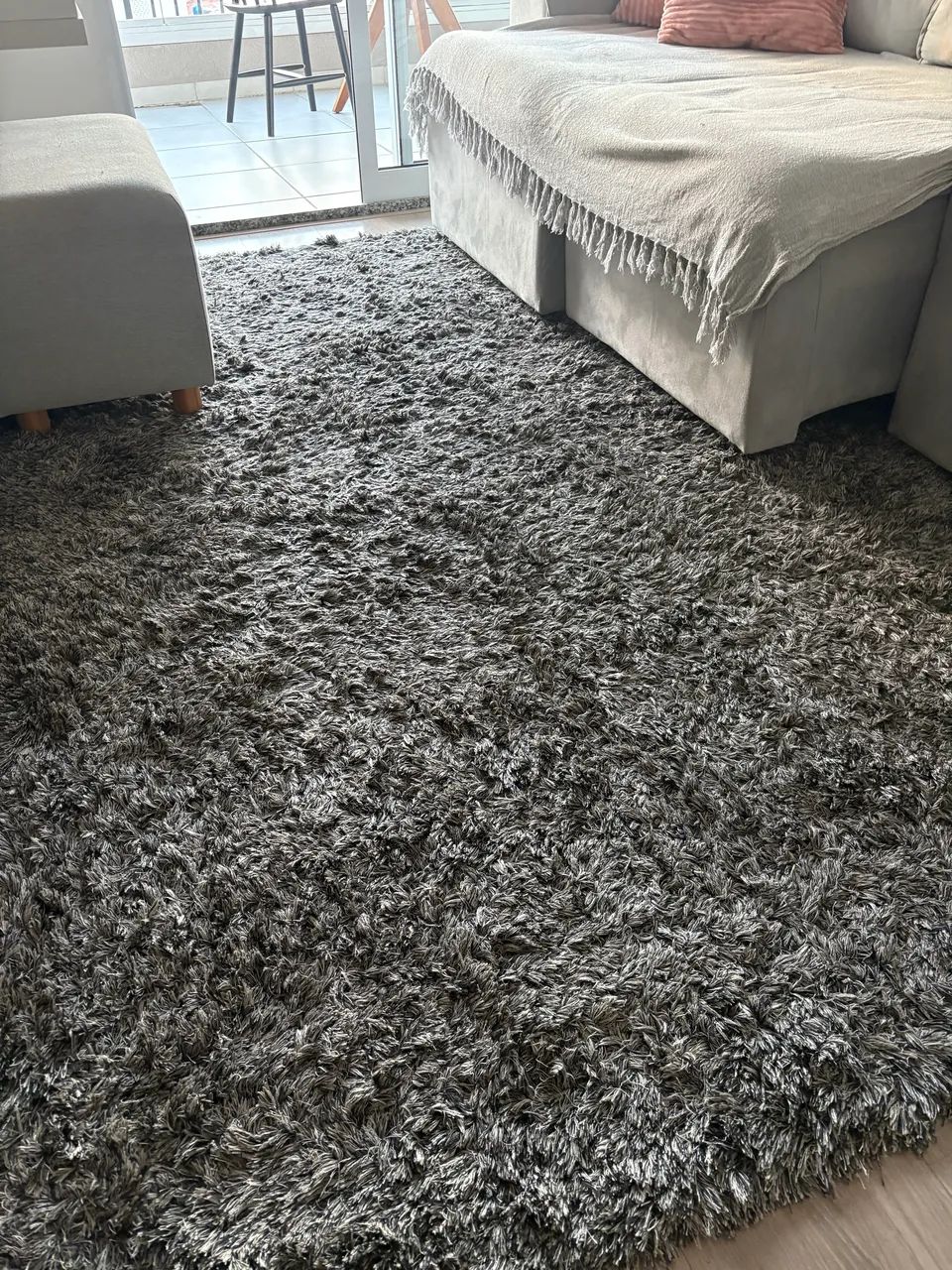 Tapete cinza peludo - Foto 5