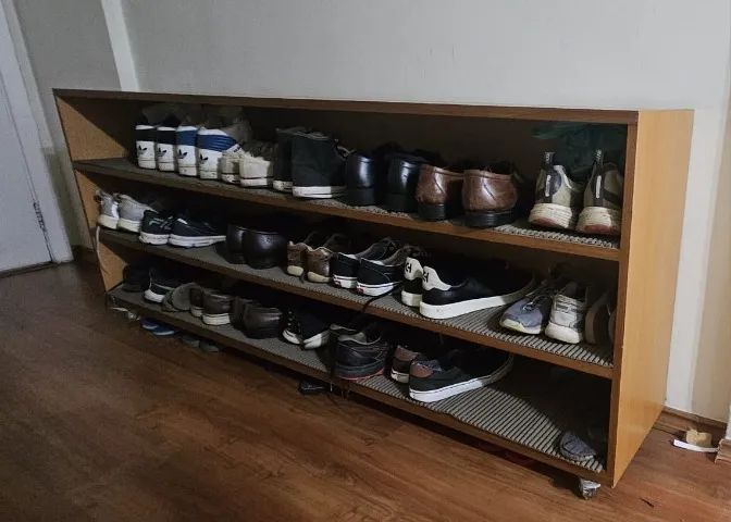 Sapateira Grande e Funcional, com rodinhas - Foto 3