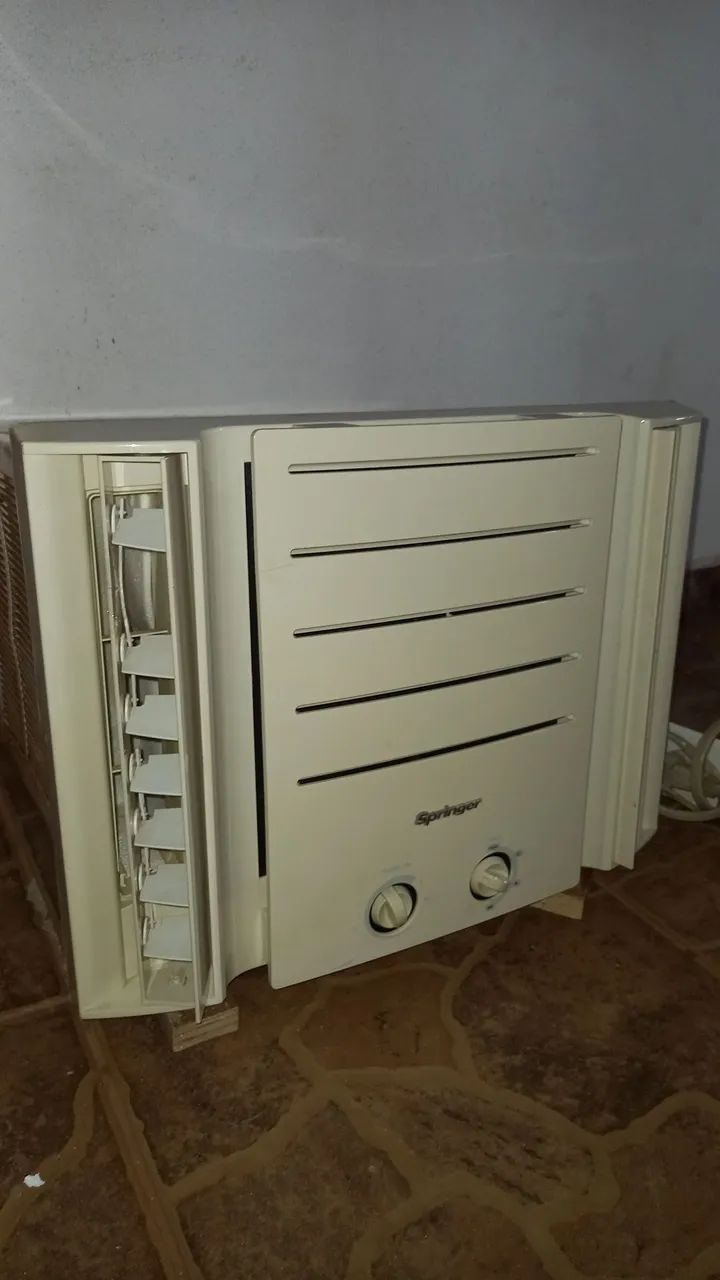 Ar condicionado SPRINGER  10.000BTUs