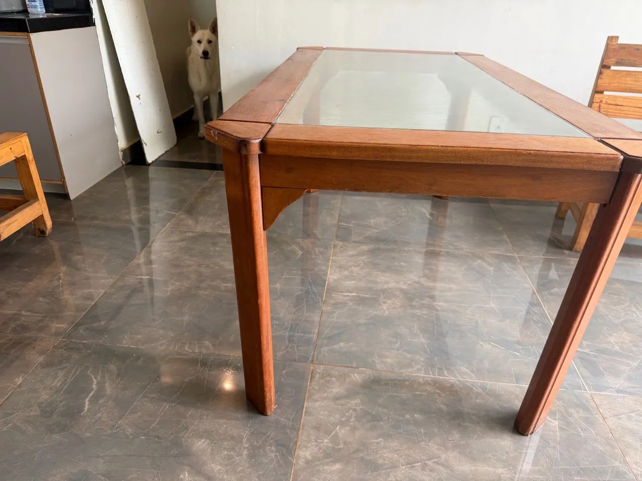 Mesa de madeira com vidro - Foto 3