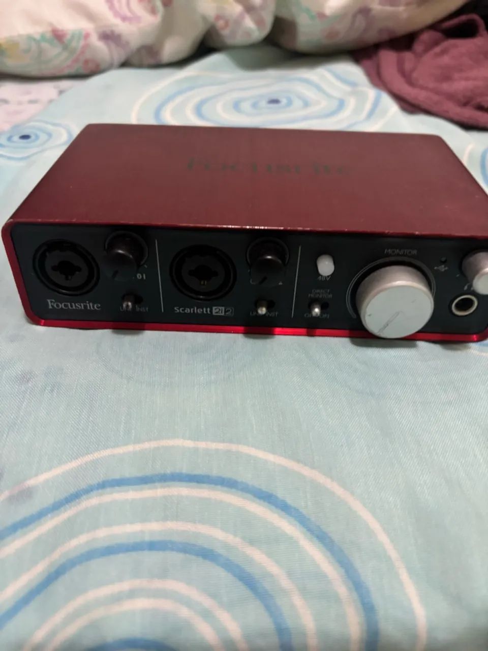 Interface 2i2 Focusrite  - Foto 3