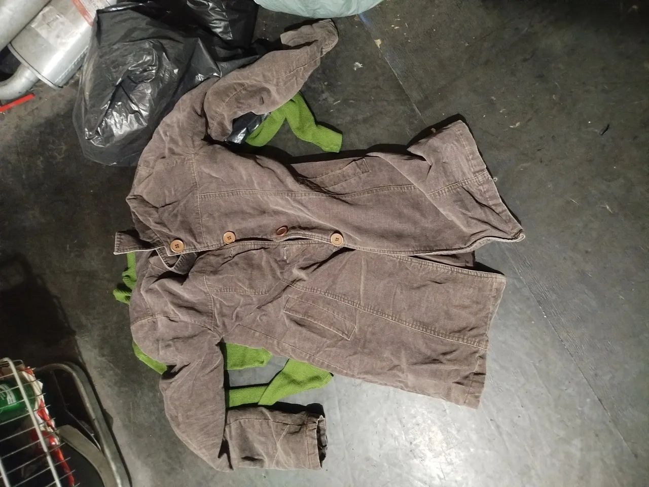Roupas diversas novas e semi novas