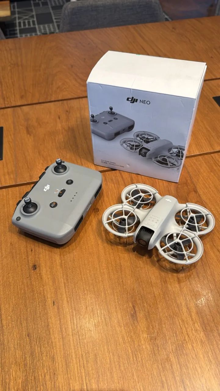 DJI NEO