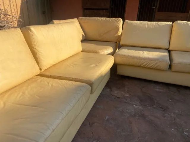 Sofá de couro modulado com chaise, 5 lugares, Prodomo Design