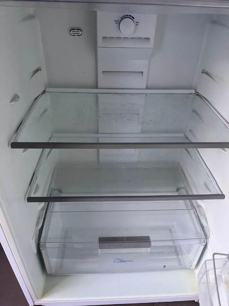 Vendo geladeira muito conservada  - Foto 3