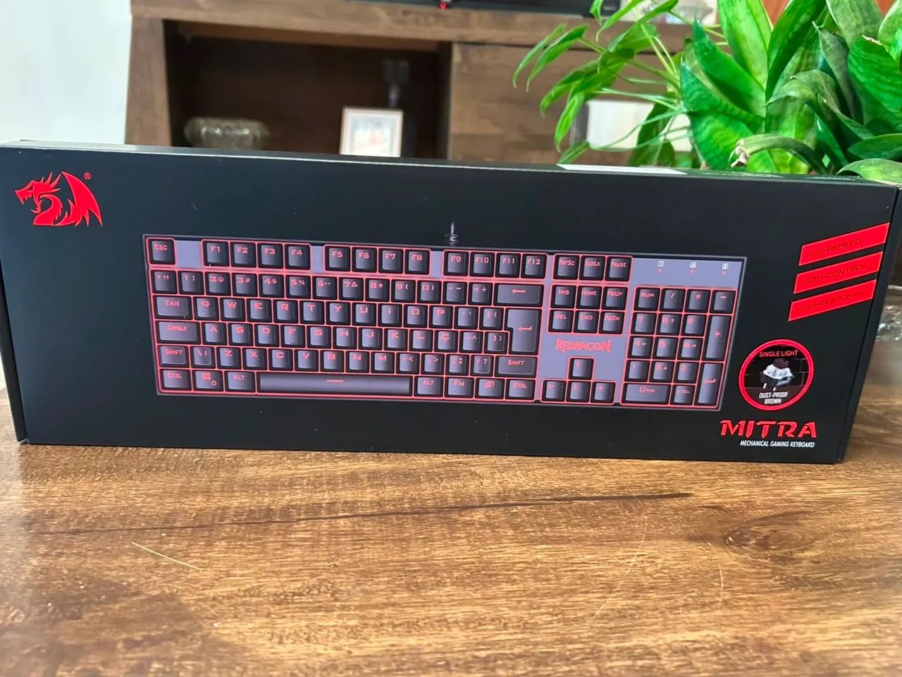 Teclado Redragon Mitra Switch marrom preto  - Foto 2