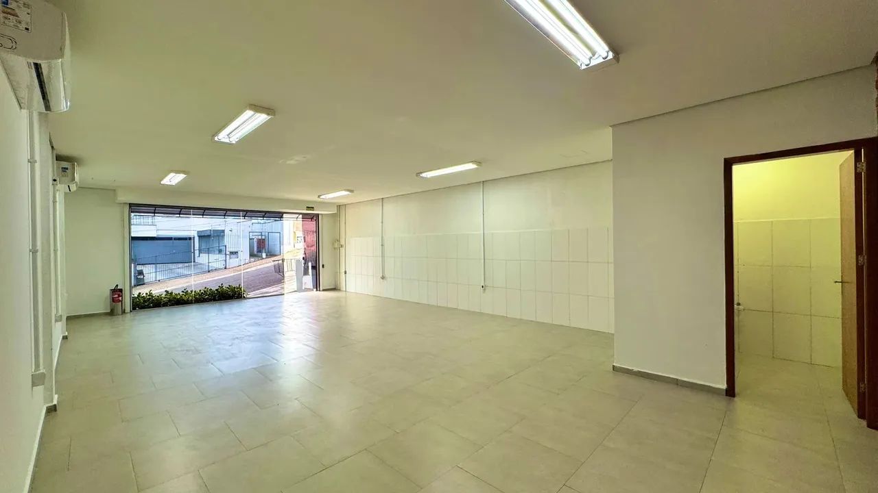 Belíssima loja de 68 m² Guarani - Novo Hamburgo - RS - Foto 7