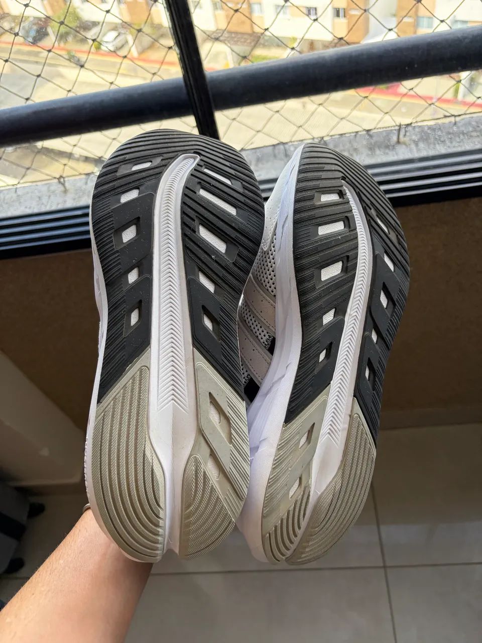 Tênis adidas astrastar 41 - Foto 2