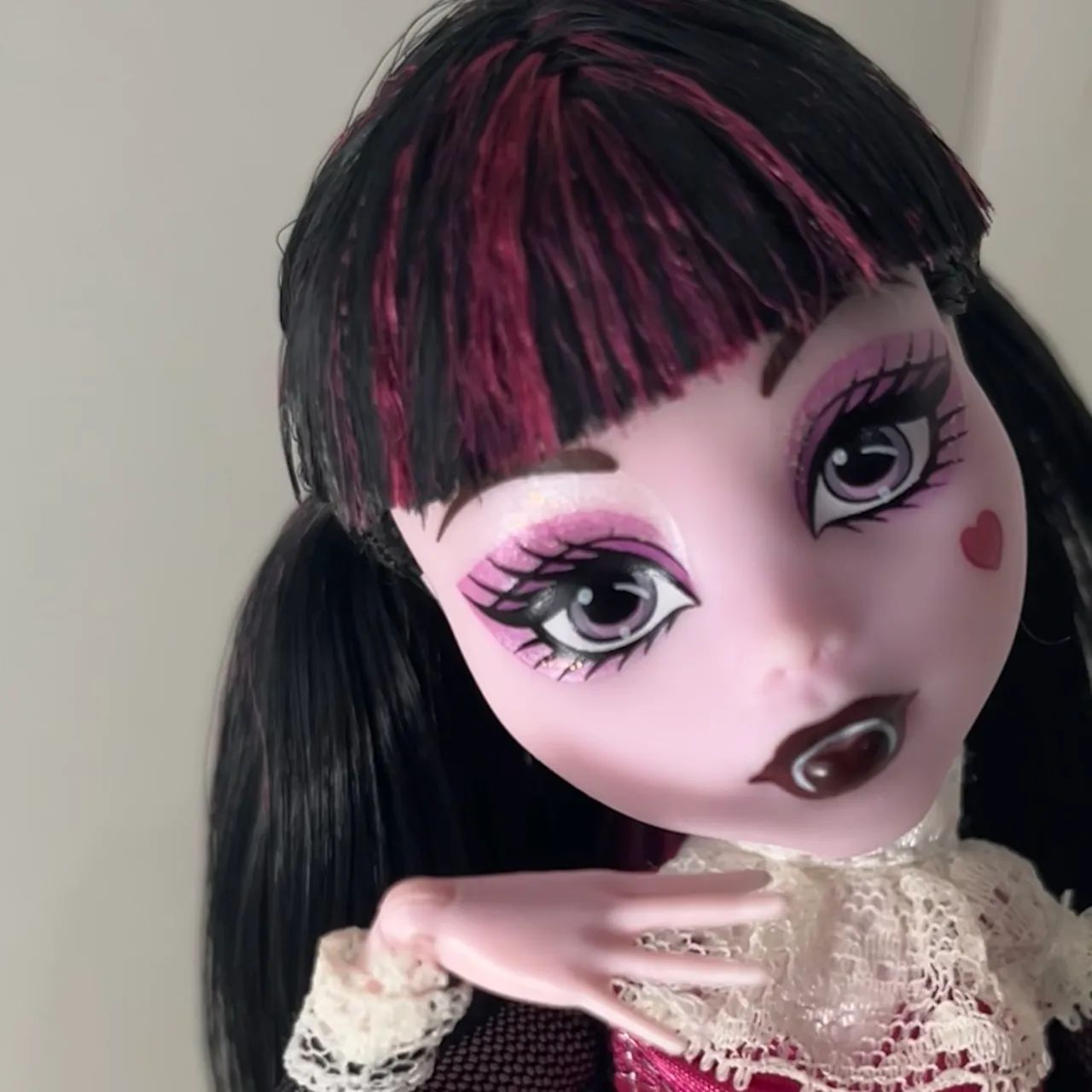 Draculaura e Toralei Básicas | Lote Monster High Bonecas - Foto 3