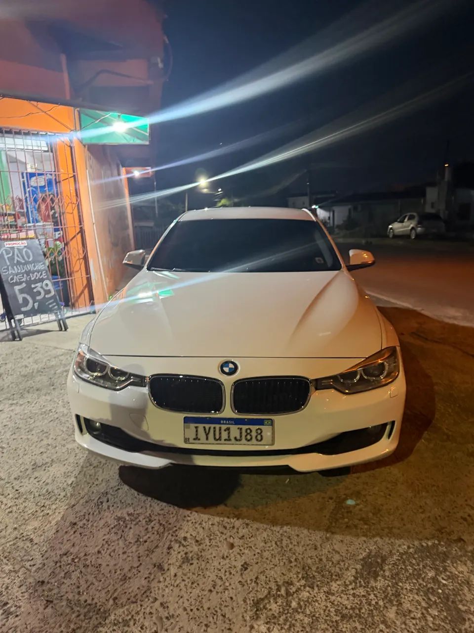 BMW 320I A 2.0 Turbo/activeflex 16V 184cv 4P 2014