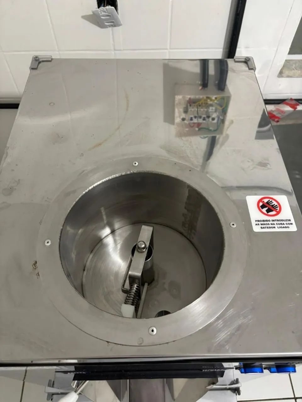 MAQUINA DE SORVETE