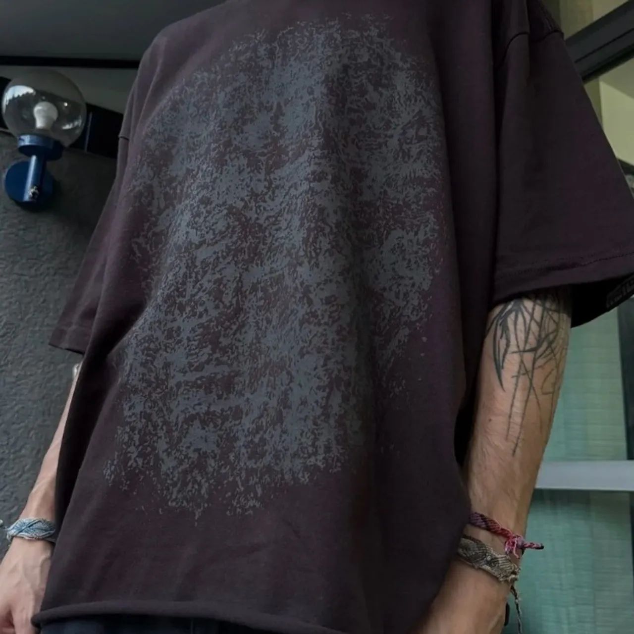 camiseta faces boxy - Foto 3