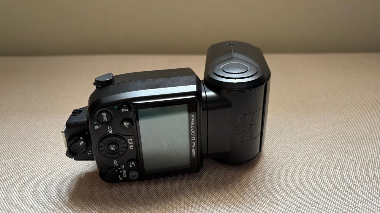 SB5000 Nikon  - Foto 2