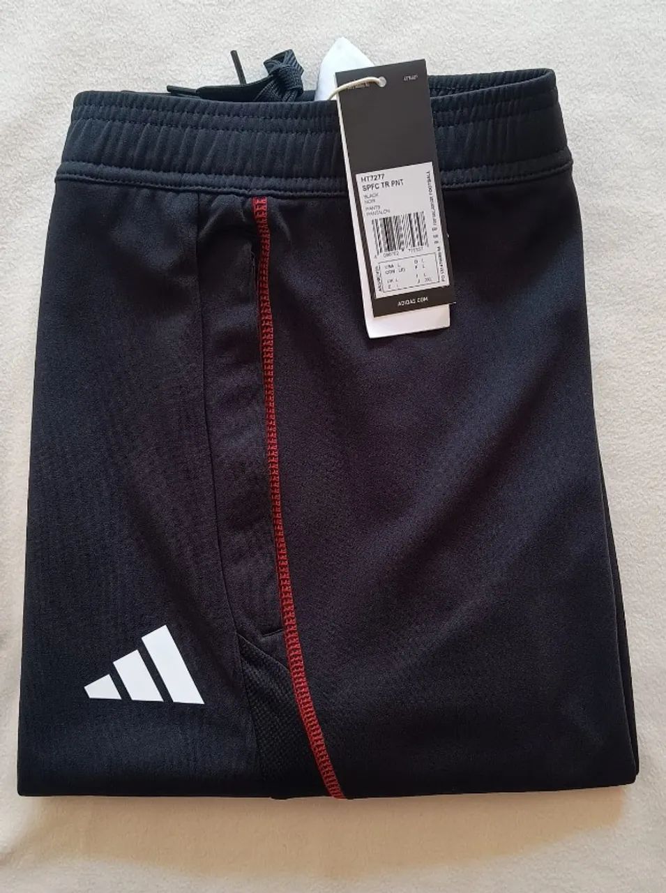  Calça de treino oficial do São Paulo Futebol Clube fabricada pela Adidas - Foto 3