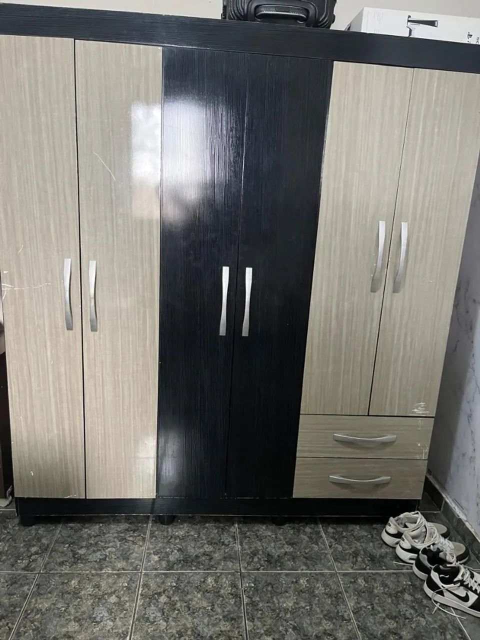 Guarda roupa 250,00