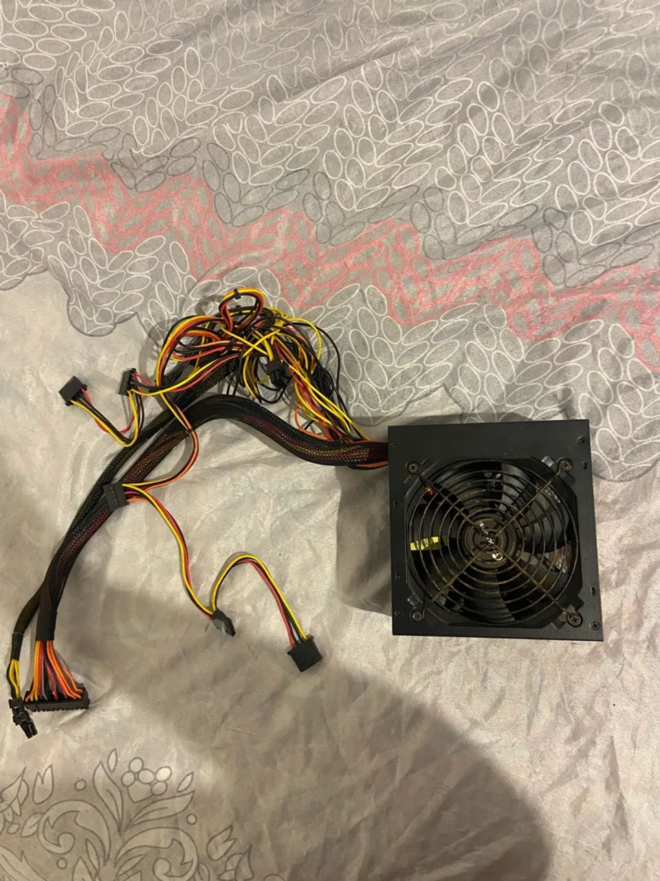 Fonte Goldentec, modelo GT 500W - Foto 4