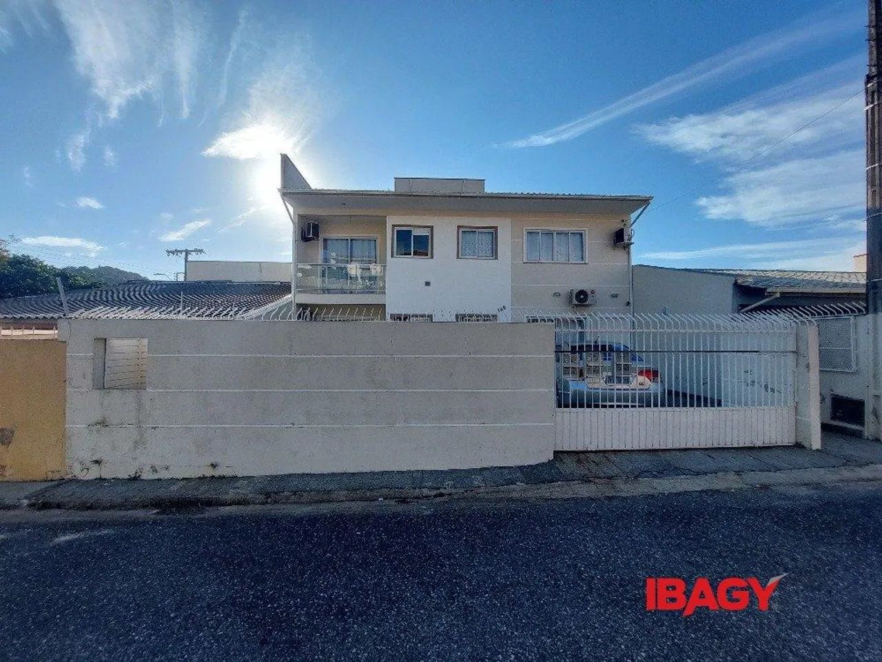 Excelente Apartamento 1 dormitório(s) em Coqueiros - Florianópolis