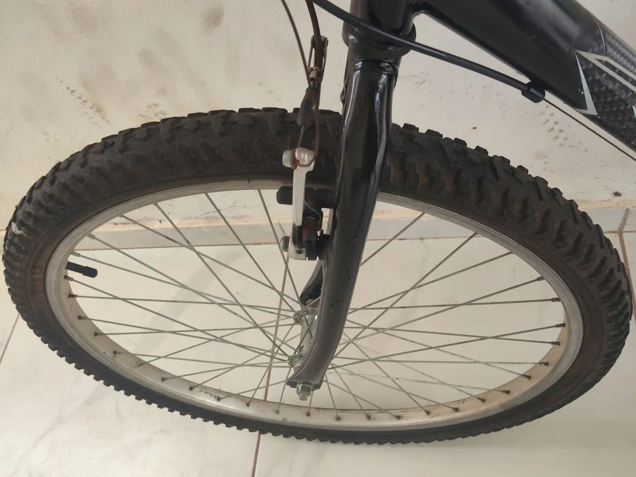 Bicicleta aro 26 com marcha - Foto 2