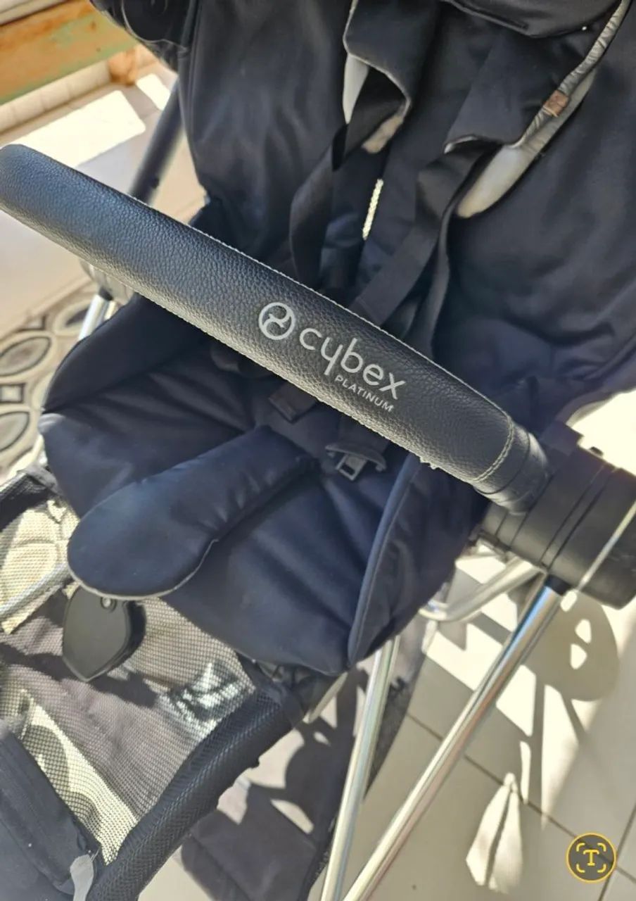 OPORTUNIDADE! Carrinho de Bebê Cybex Prático e Resistente  - Foto 3