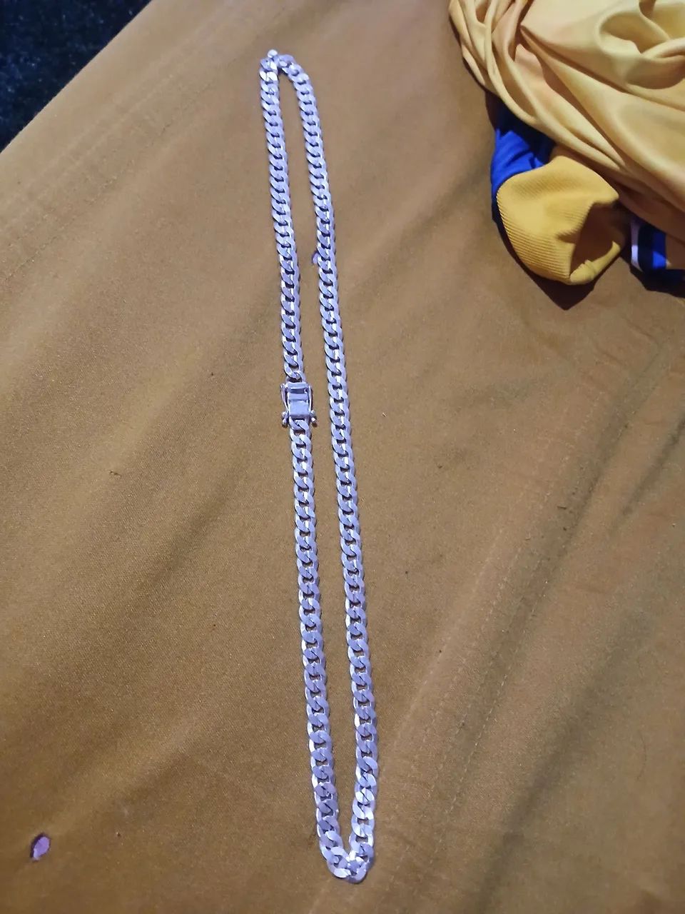Cordão de prata 9mm