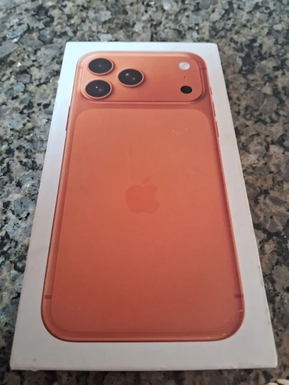 Vendo caixa iphone 17 pro max