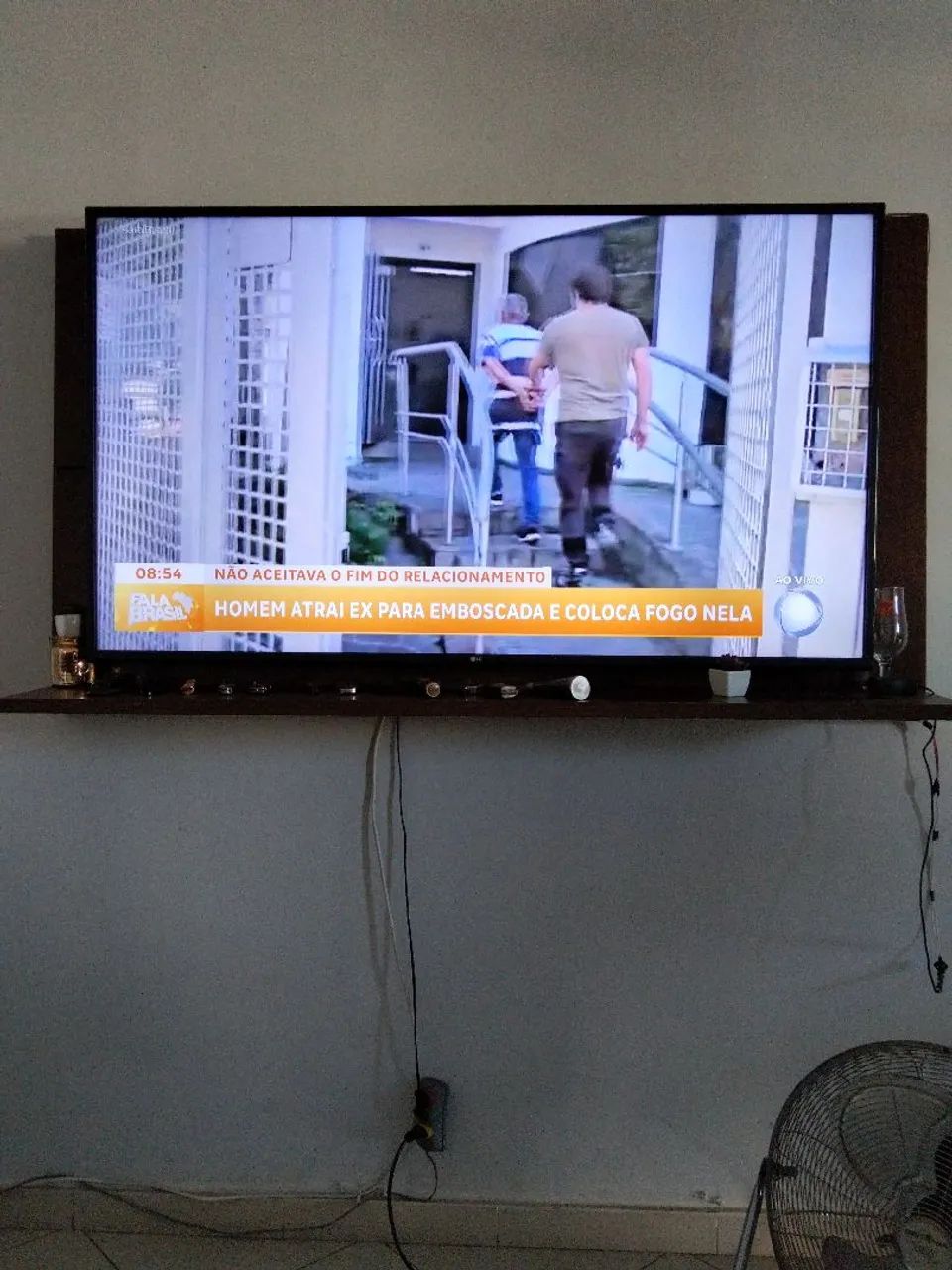 Vendo TV smart 60 polegadas  - Foto 2