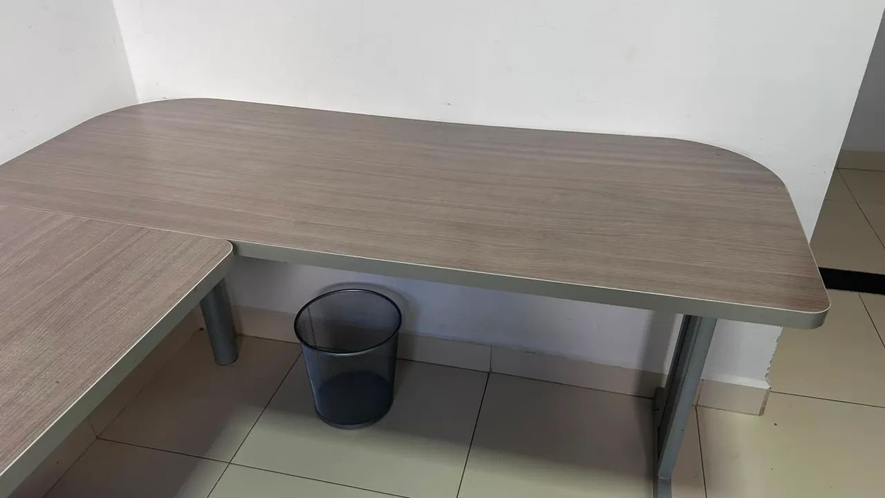 Mesa de escritório em L  - Foto 3