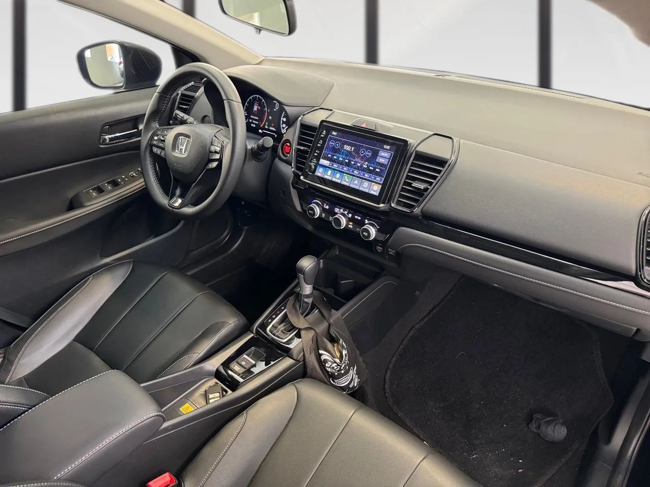 Honda City Hatchback EXL 1.5 Flex 16V Aut., foto 14 de 15