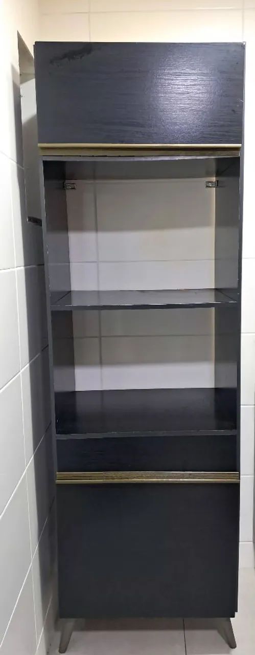 Torre quente preta
