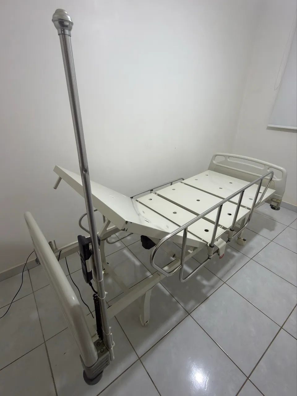 CAMA HOSPITALAR AUTOMÁTICA + BOMBA DIETA - Foto 2