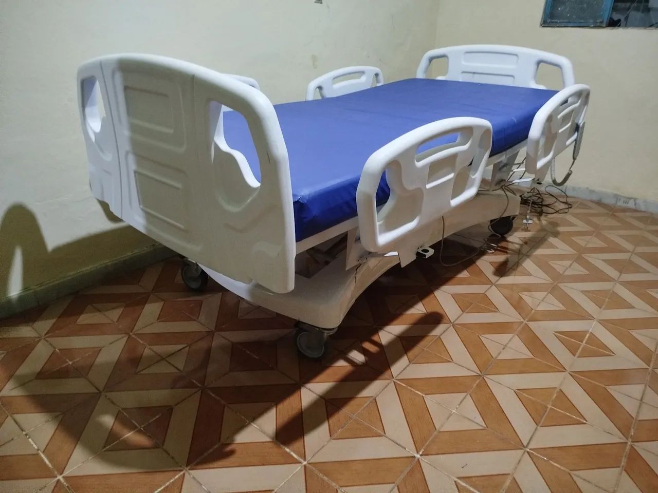 Cama Hospitalar Automática
